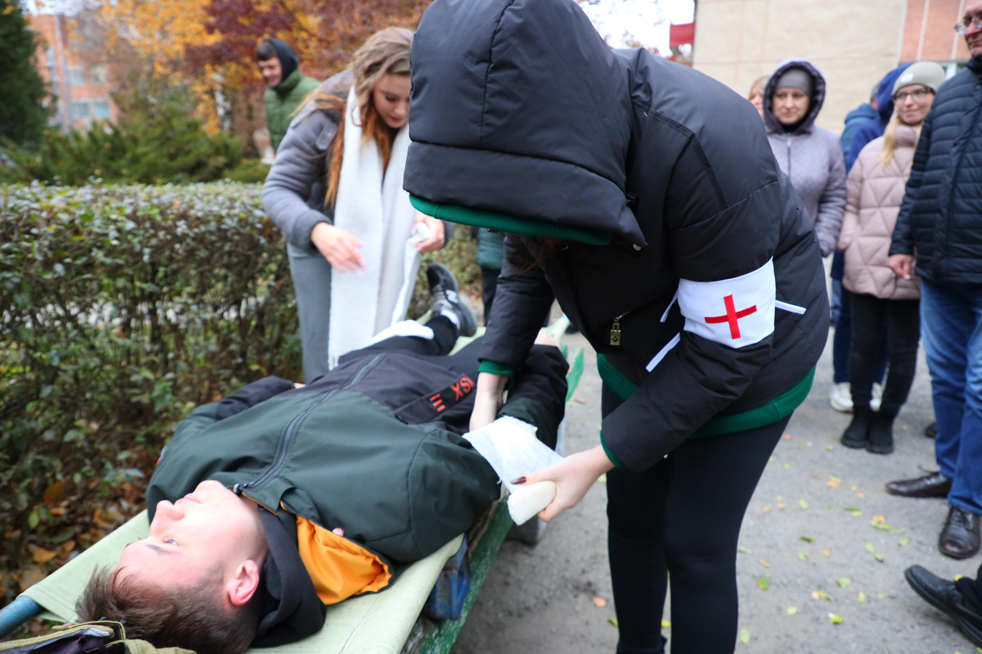 Надання допомоги